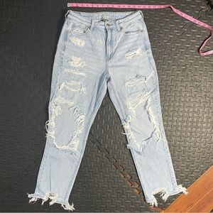 American‎ Eagle Distressed Mom Jeans Womens 6 Light Wash